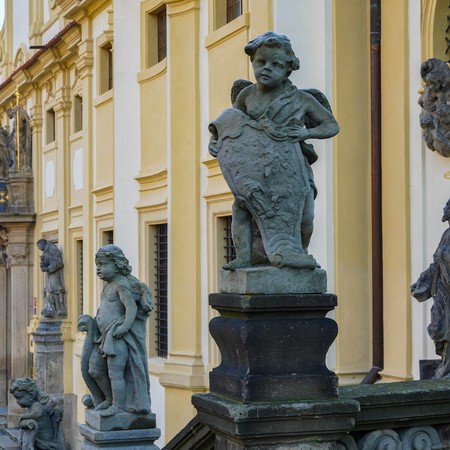 Loreta Prague - Church and Carillon